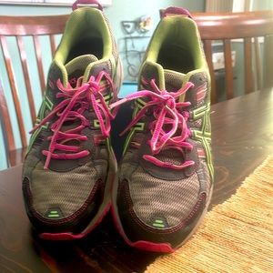 ASICS Gel Venture 5. Size 11